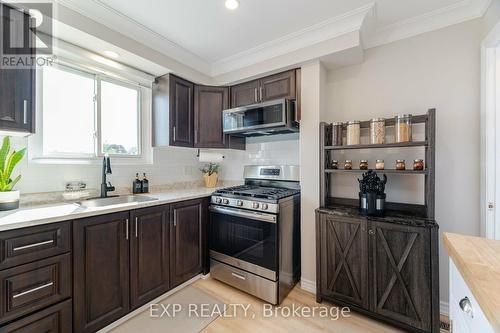 510 Sedan Crescent, Oshawa, ON - Indoor Photo Showing Kitchen