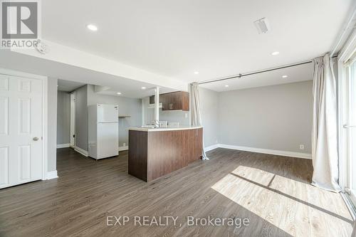 510 Sedan Crescent, Oshawa, ON - Indoor Photo Showing Kitchen