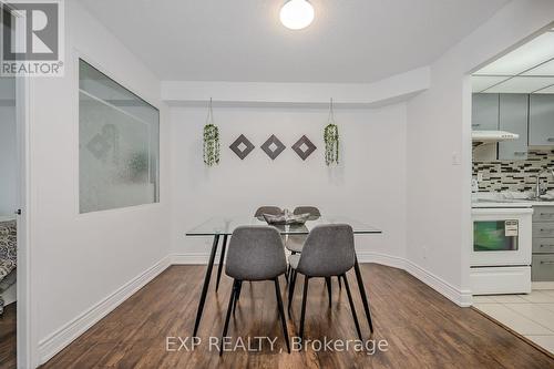 806 - 115 Hillcrest Avenue, Mississauga, ON - Indoor Photo Showing Dining Room