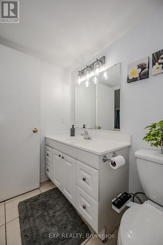 806 - 115 Hillcrest Avenue, Mississauga (Cooksville), ON - Indoor Photo Showing Bathroom