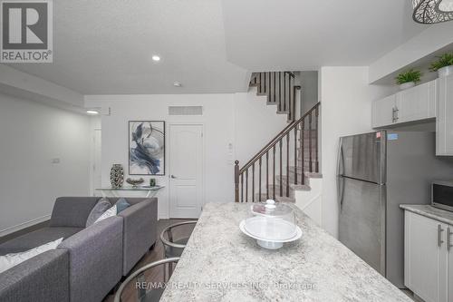 4303 - 2420 Baronwood Drive, Oakville (West Oak Trails), ON - Indoor