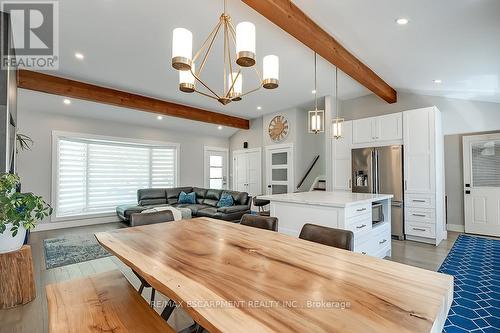 5350 Windermere Drive, Burlington, ON - Indoor Photo Showing Dining Room