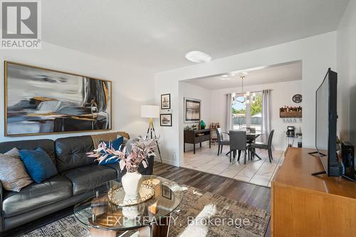 617 Front Street, Quinte West, ON - Indoor Photo Showing Living Room