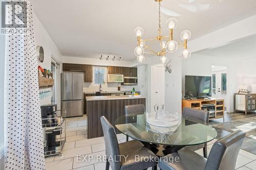 617 Front Street, Quinte West, ON - Indoor Photo Showing Dining Room