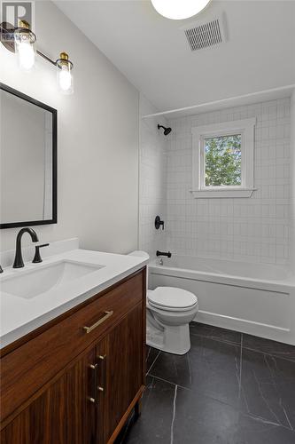 219 Topsail Road, St.John'S, NL - Indoor Photo Showing Bathroom