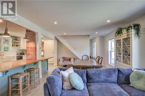 323 Ester Street, Sudbury, ON - Indoor Photo Showing Living Room