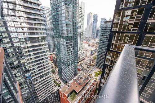 3509 - 55 Mercer Street, Toronto (Waterfront Communities), ON - Outdoor With Facade