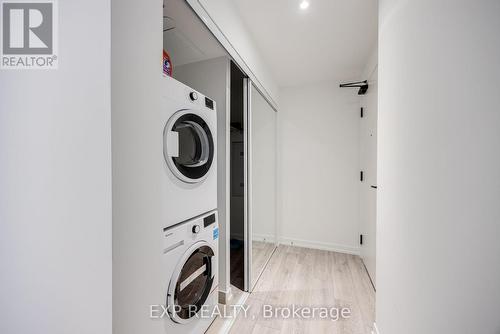 3509 - 55 Mercer Street, Toronto, ON - Indoor Photo Showing Laundry Room