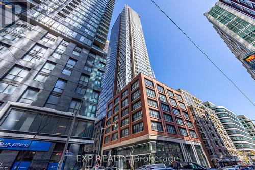 3509 - 55 Mercer Street, Toronto, ON - Outdoor With Facade