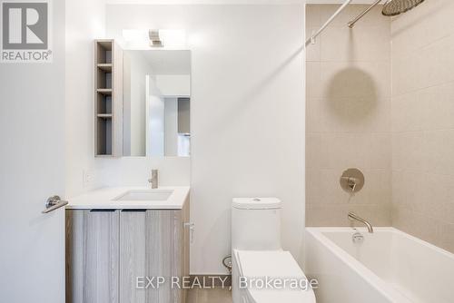 3509 - 55 Mercer Street, Toronto, ON - Indoor Photo Showing Bathroom