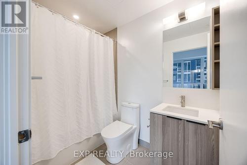 3509 - 55 Mercer Street, Toronto, ON - Indoor Photo Showing Bathroom