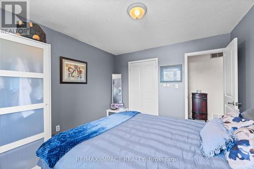 455 Tweedsmuir Street, Oshawa (Mclaughlin), ON - Indoor Photo Showing Bedroom