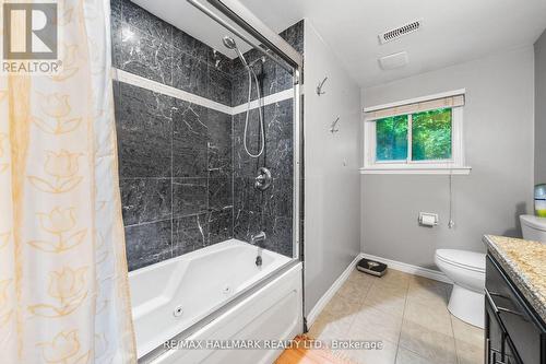 1124 Lobelia Court, Oshawa (Centennial), ON - Indoor Photo Showing Bathroom