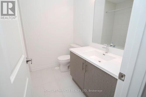 760 Heathrow Path, Oshawa (Samac), ON - Indoor Photo Showing Bathroom