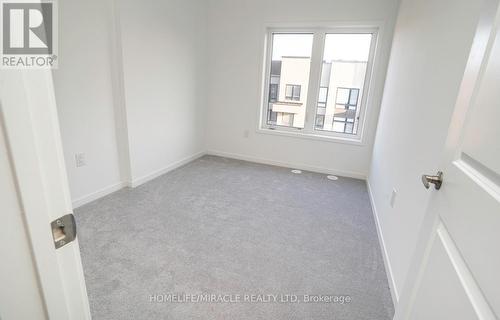 760 Heathrow Path, Oshawa (Samac), ON - Indoor Photo Showing Other Room