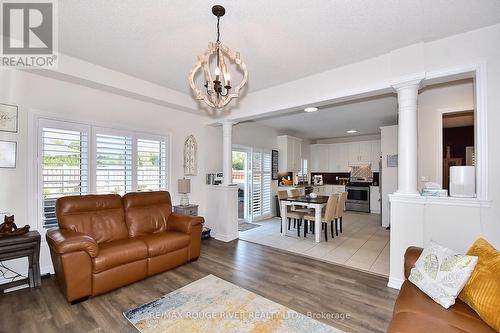 245 Bruce Cameron Drive, Clarington (Bowmanville), ON - Indoor Photo Showing Living Room