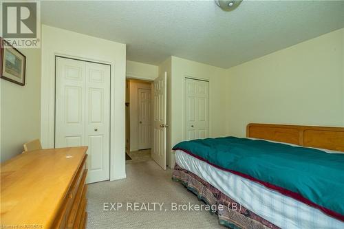 743100 Sideroad 10, Chatsworth, ON - Indoor Photo Showing Bedroom