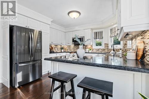 884 Catskill Drive, Oshawa (Northglen), ON - Indoor Photo Showing Kitchen With Stainless Steel Kitchen With Upgraded Kitchen