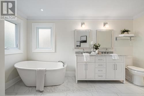 884 Catskill Drive, Oshawa (Northglen), ON - Indoor Photo Showing Bathroom