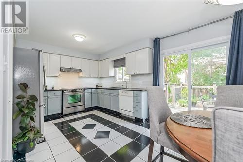 34 Wilson Crescent, Elora, ON - Indoor Photo Showing Kitchen