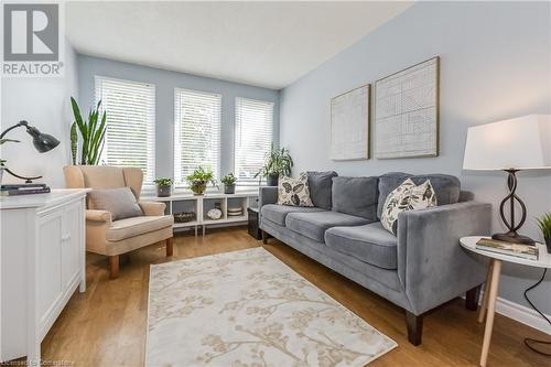 34 Wilson Crescent, Elora, ON - Indoor Photo Showing Living Room