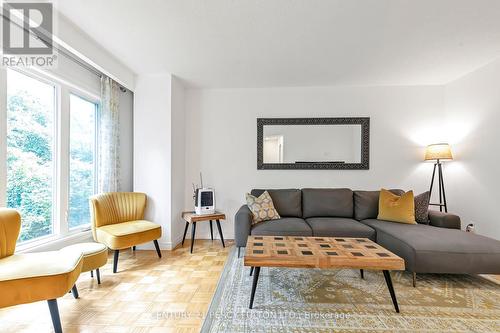 18 - 350 Camelot Court, Oshawa (Eastdale), ON - Indoor Photo Showing Living Room