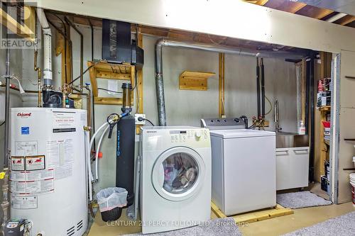 18 - 350 Camelot Court, Oshawa, ON - Indoor Photo Showing Laundry Room