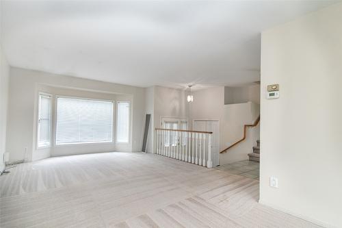 1594 Rutland Road, Kelowna, BC - Indoor Photo Showing Other Room