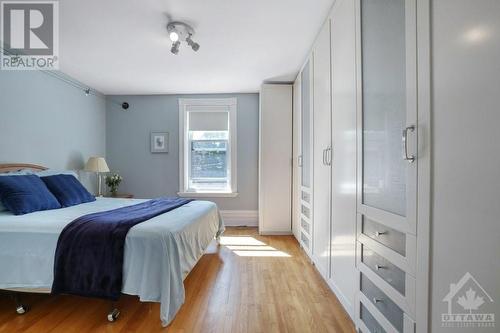 290 Lyon Street N, Ottawa, ON - Indoor Photo Showing Bedroom