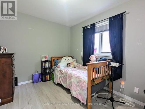 8 Northumberland Boulevard, Quinte West, ON - Indoor Photo Showing Bedroom