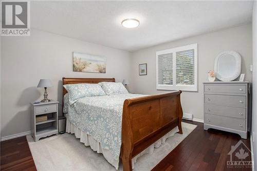 24 Sparrow Way, Ottawa, ON - Indoor Photo Showing Bedroom