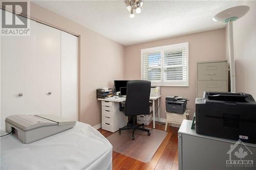 24 Sparrow Way, Ottawa, ON - Indoor Photo Showing Other Room