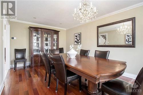 24 Sparrow Way, Ottawa, ON - Indoor Photo Showing Dining Room