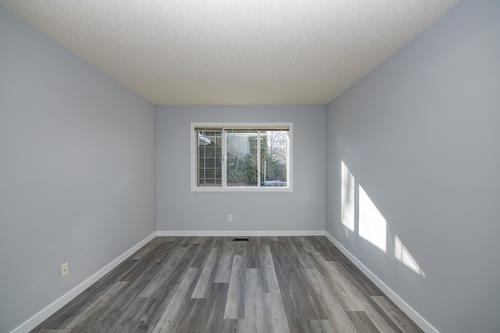 13-1400 14 Avenue, Vernon, BC - Indoor Photo Showing Other Room