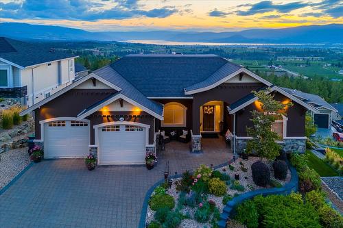 2384 Bellagio Lane, Kelowna, BC - Outdoor