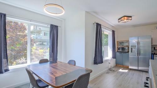 2742 Cameron Road, West Kelowna, BC - Indoor Photo Showing Dining Room