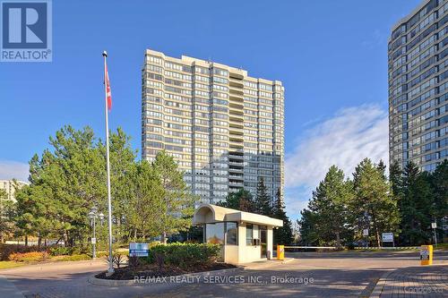 1202 - 22 Hanover Road, Brampton, ON - Outdoor With Facade