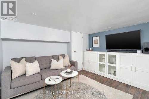 180 Woodville Avenue, Toronto (East York), ON - Indoor Photo Showing Living Room