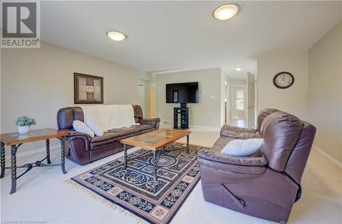 1662 Erbs Road Unit# 15, St. Agatha, ON - Indoor Photo Showing Living Room