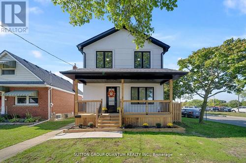 50 Bell Avenue, Hamilton, ON - Outdoor With Deck Patio Veranda