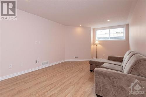 542 Langelier Avenue, Ottawa, ON - Indoor Photo Showing Other Room