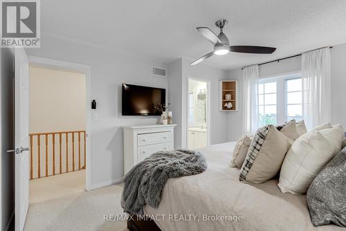 32 Kilgannon Avenue, Clarington (Courtice), ON - Indoor Photo Showing Bedroom