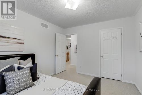 32 Kilgannon Avenue, Clarington (Courtice), ON - Indoor Photo Showing Bedroom