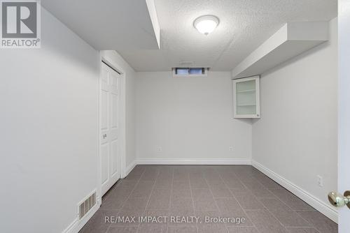 32 Kilgannon Avenue, Clarington (Courtice), ON - Indoor Photo Showing Other Room