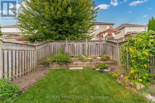 32 Kilgannon Avenue, Clarington (Courtice), ON - Outdoor