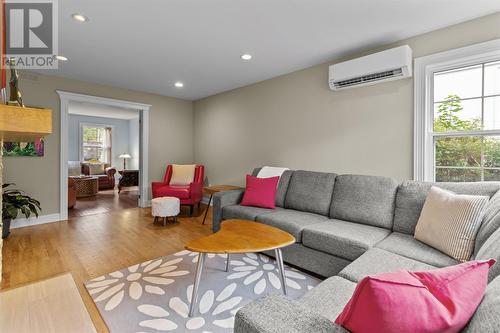 55 Poplar Avenue, St. John'S, NL - Indoor Photo Showing Living Room