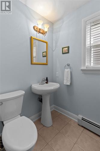 55 Poplar Avenue, St. John'S, NL - Indoor Photo Showing Bathroom