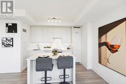 3408 - 36 Elm Drive, Mississauga (Fairview), ON - Indoor Photo Showing Kitchen