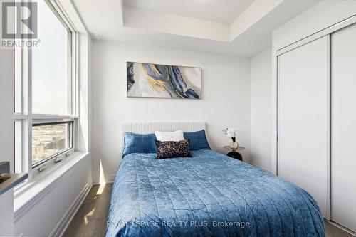 3408 - 36 Elm Drive, Mississauga (Fairview), ON - Indoor Photo Showing Bedroom