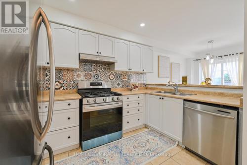 17 - 90 Cedarbrook Road, Brampton, ON - Indoor Photo Showing Kitchen With Double Sink